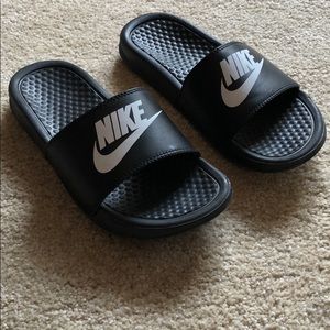 Nike Slides Youth 4
